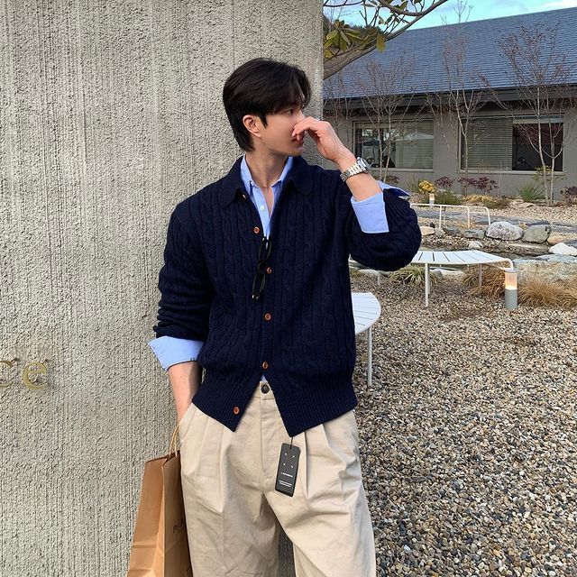 phối đồ với áo cardigan