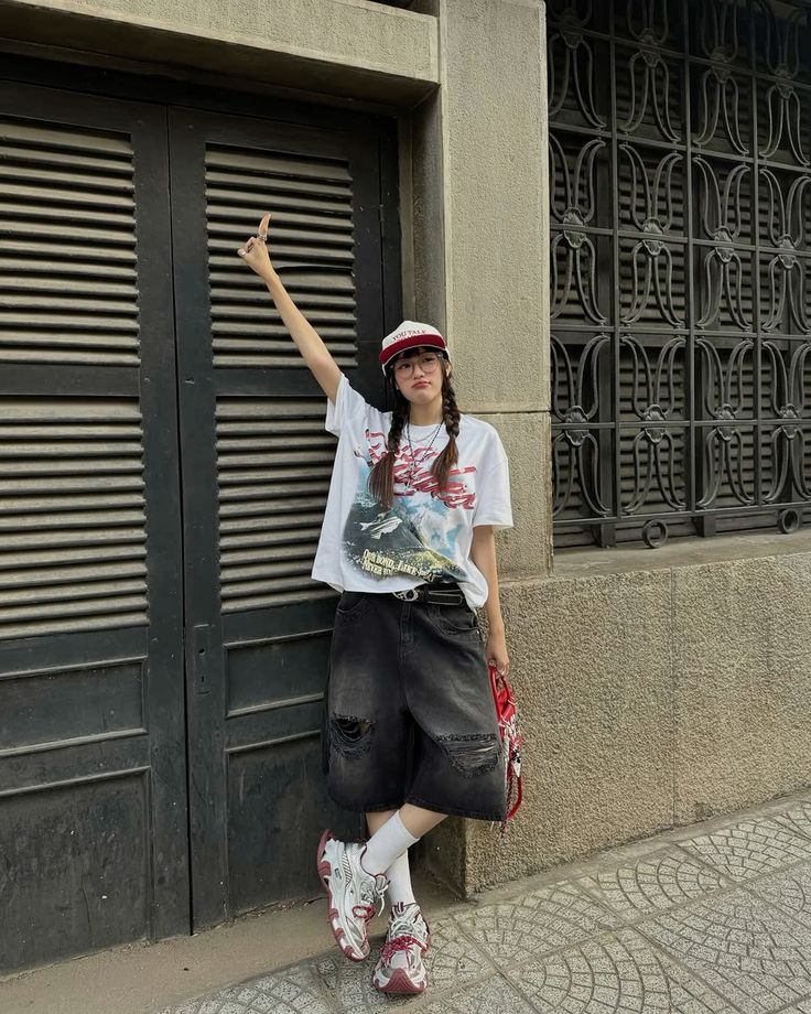 outfit streetwear mùa hè
