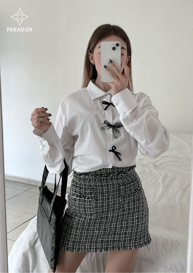 Cách phối áo sơ mi kiểu với chân váy tweed Cách phối áo sơ mi kiểu với chân váy tweed