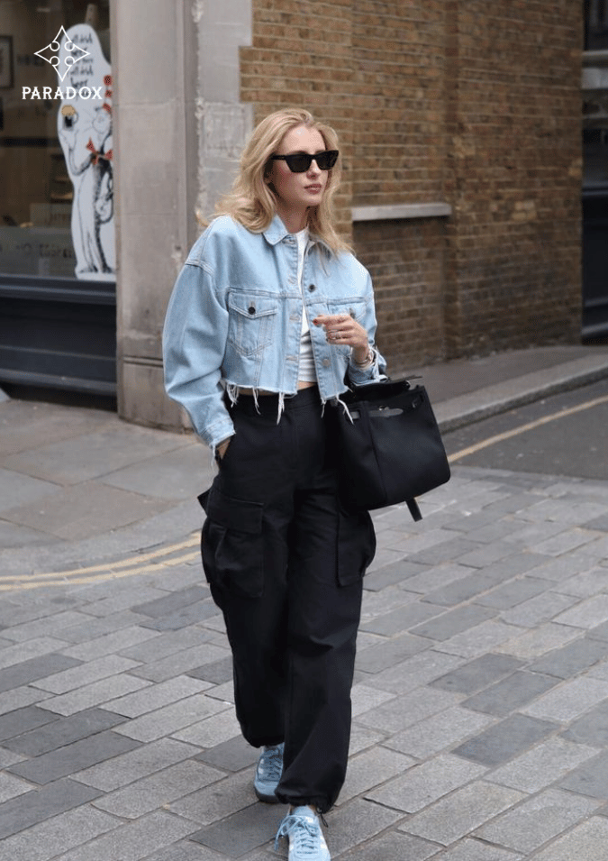 Cách mix đồ với áo khoác jeans croptop nữ - quần jogger