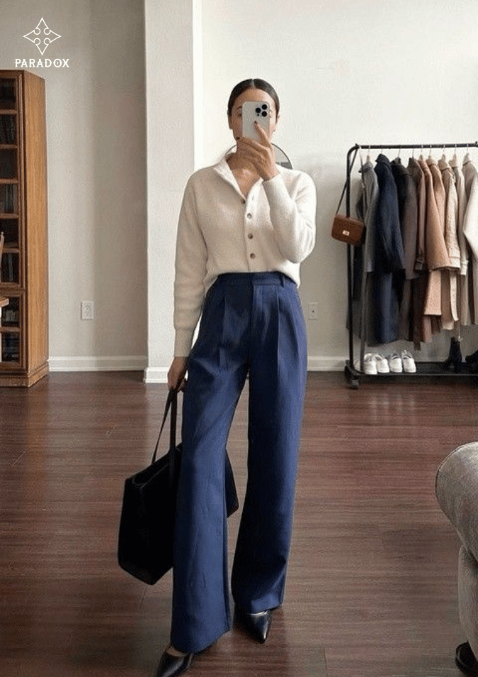 Mix đồ với màu xanh navy - Áo màu ivory với quần navy