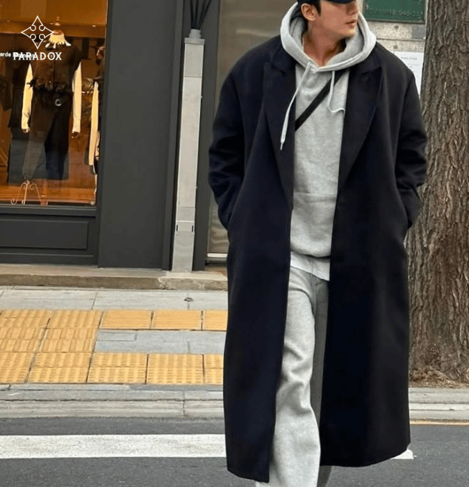 Cách phối đồ áo hoodie với áo gì đẹp? - áo khoác dạ dáng dài