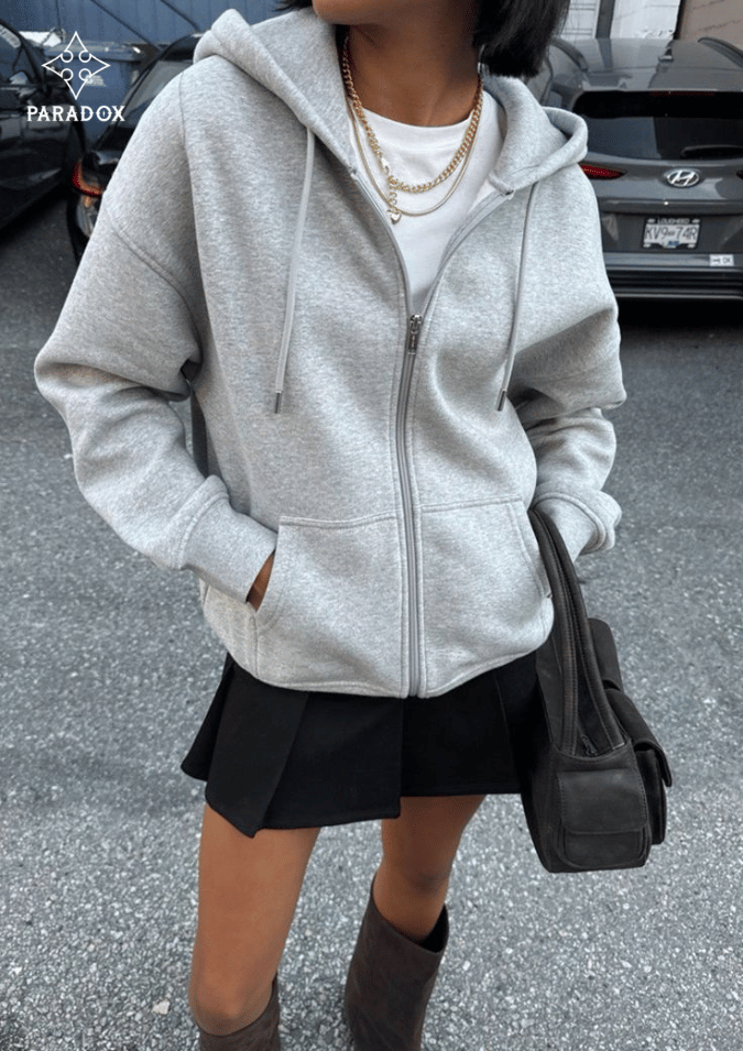 Phối đồ với áo hoodie zip nữ - áo thun form rộng Phối đồ với áo hoodie zip nữ - áo thun form rộng