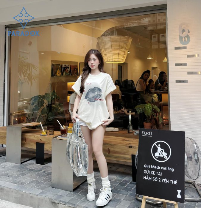 Phối đồ với quần short nữ hiện đại, thời trang