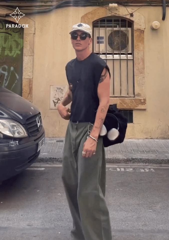 Quần jean ống rộng phối áo gì đẹp? - áo tanktop nam Quần jean ống rộng phối áo gì đẹp? - áo tanktop nam