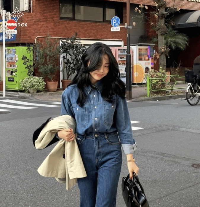 Quần jeans xanh phối với áo màu gì đẹp? - màu xanh ton sur ton khác sắc độ Quần jeans xanh phối với áo màu gì đẹp? - màu xanh ton sur ton khác sắc độ