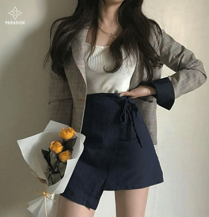 Mix đồ với quần giả váy cùng áo blazer thanh lịch Mix đồ với quần giả váy cùng áo blazer thanh lịch