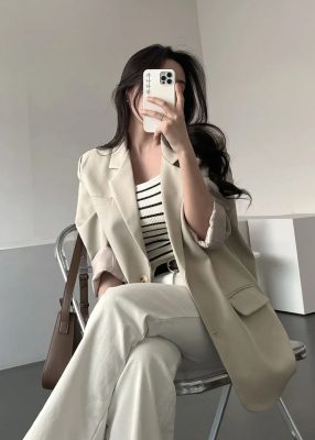 Ảnh minh họa Blazer + Quần Ống Rộng Cùng Tông