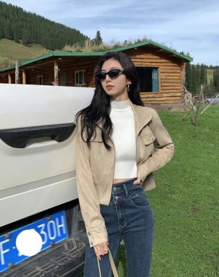 Áo khoác dạ + áo cổ lọ + quần skinny – Công thức phối đồ mùa đông sành điệu